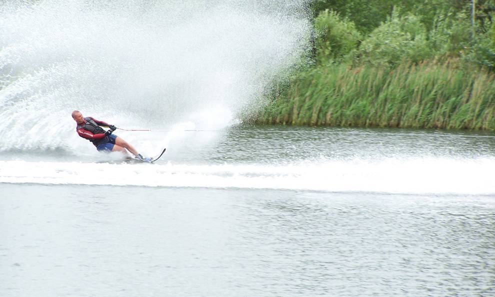 Водные лыжи - water skiing - abcdef.wiki