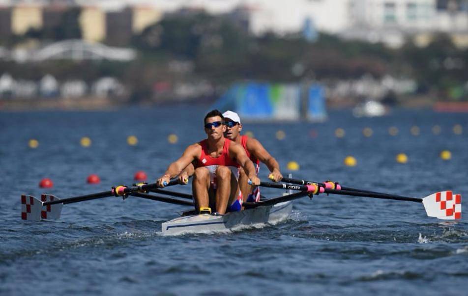 Рулевой (гребля) - coxswain (rowing) - abcdef.wiki