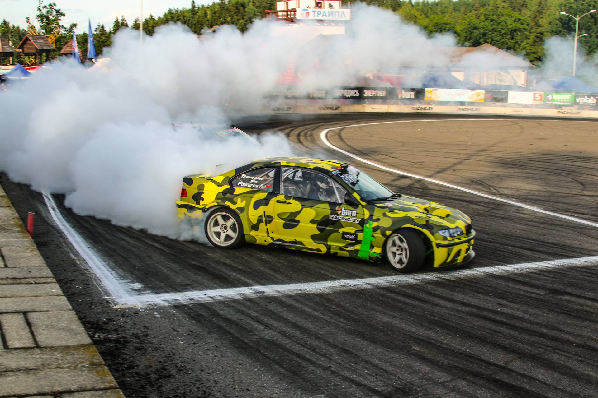 Drift как соревнования по управляемому заносу - что это такое