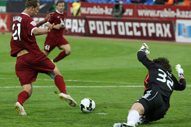 Андрей лексаков: "сегодня в футболе решают стандарты. и такие, как мбаппе с дзюбой"