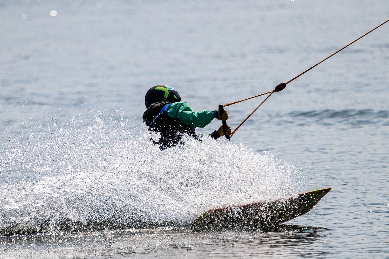 ????выбираем лучшие водные лыжи на 2021 год